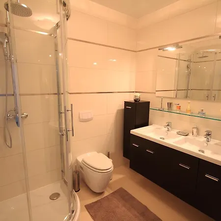 Mantinela Apartamento