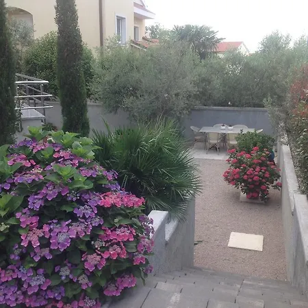 Apartman Mantinela Malinska